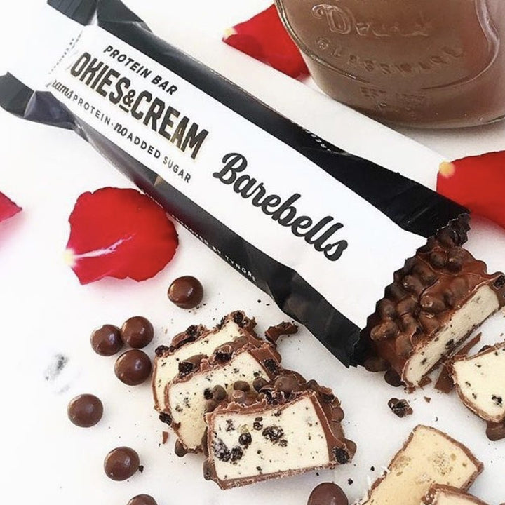 Barebells Proteiinipatukka - Cookies & Cream (12 x 55 g)